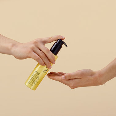 essence absolue Oil-In-Cream - essence absolue | L'Oréal Partner Shop