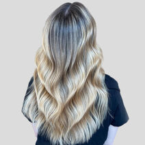 Honey Blonde Look by Cindy - storefront-DE | L'Oréal Partner Shop